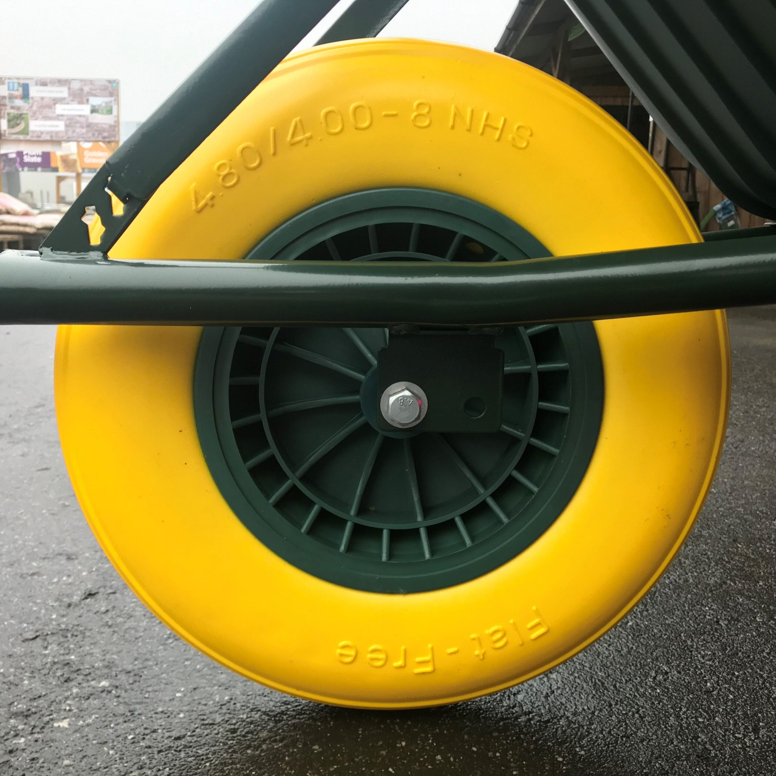 Flat Proof Wheelbarrow Tyre and Wheel to Fit WB5006/WB5008 Torne Valley