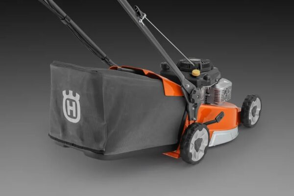 Husqvarna LC 551VBP Self-propelled Petrol Lawn Mower | Torne Valley