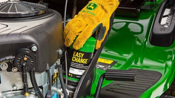 John Deere X167 Ride-on Lawn Mower | Torne Valley