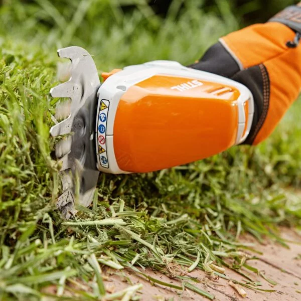 STIHL HSA 26 Cordless Shrub & Grass Shears Set - AS System - Image 6