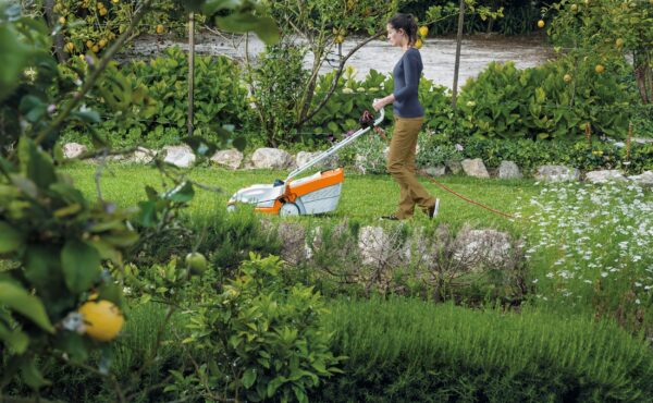 STIHL RME 235 Electric Lawn Mower | Torne Valley