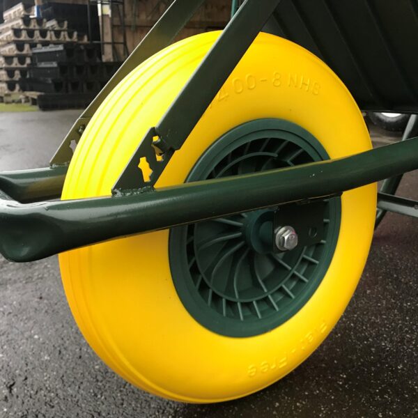 Flat Proof Wheelbarrow Tyre and Wheel to Fit WB5006/WB5008 | Torne Valley