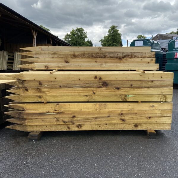 UC4 Post Sawn Pointed 1.8m x 125mm x 75mm | Torne Valley