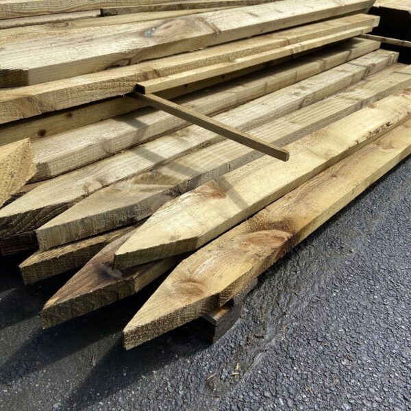 UC4 Post Prick Pointed 1.8m x 87mm x 38mm