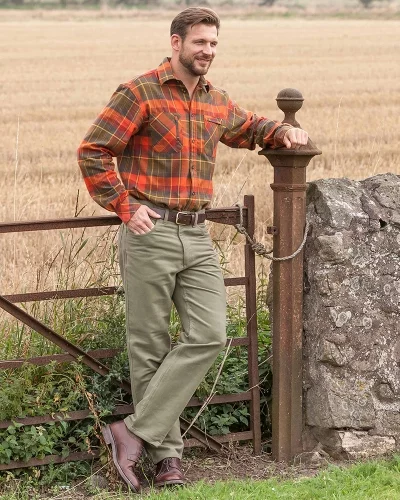 HOGGS MEN'S MOLESKIN JEANS LOVAT - Image 2