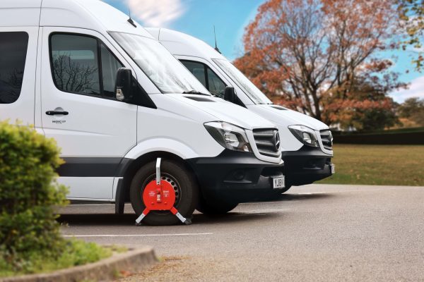 New Defender Large Wheelclamp